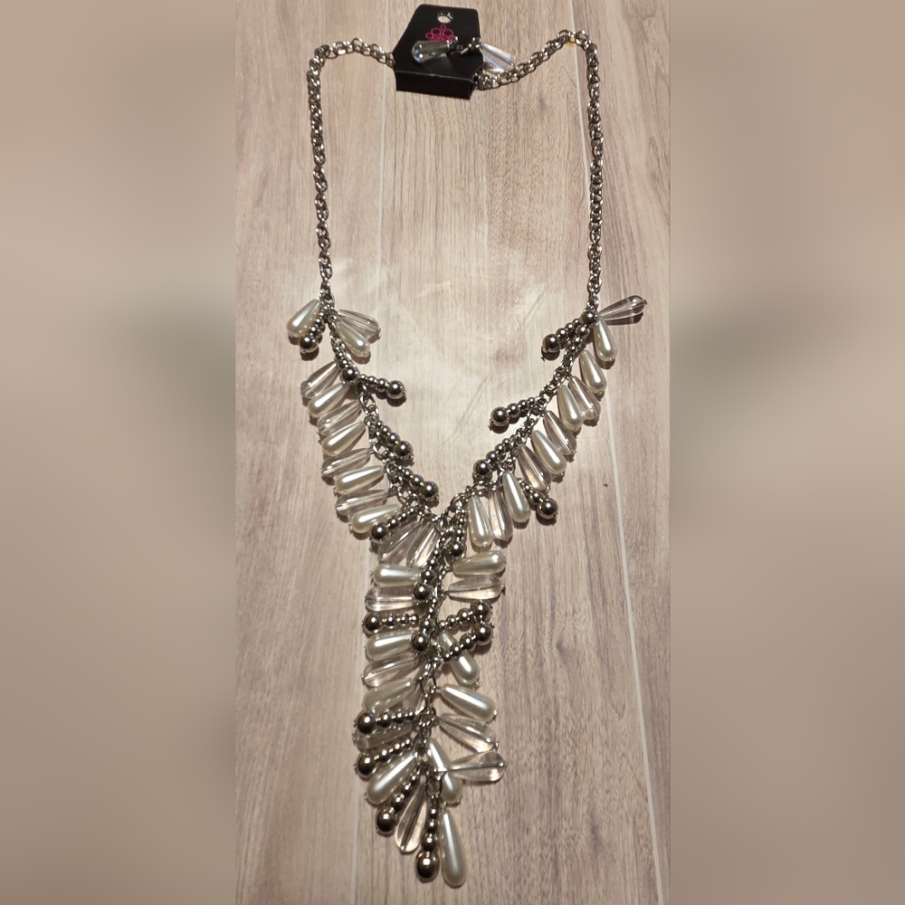 paparazzi Silver Pearl Teardrop V-Neck Statement Necklace